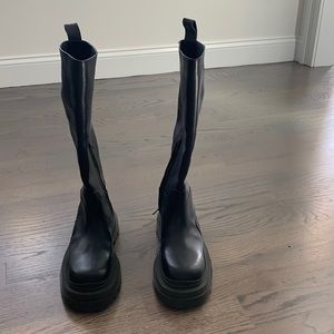 Black Bottega Veneta Tire Boot with dark olive green bottom, size IT- 39 (US- 9)